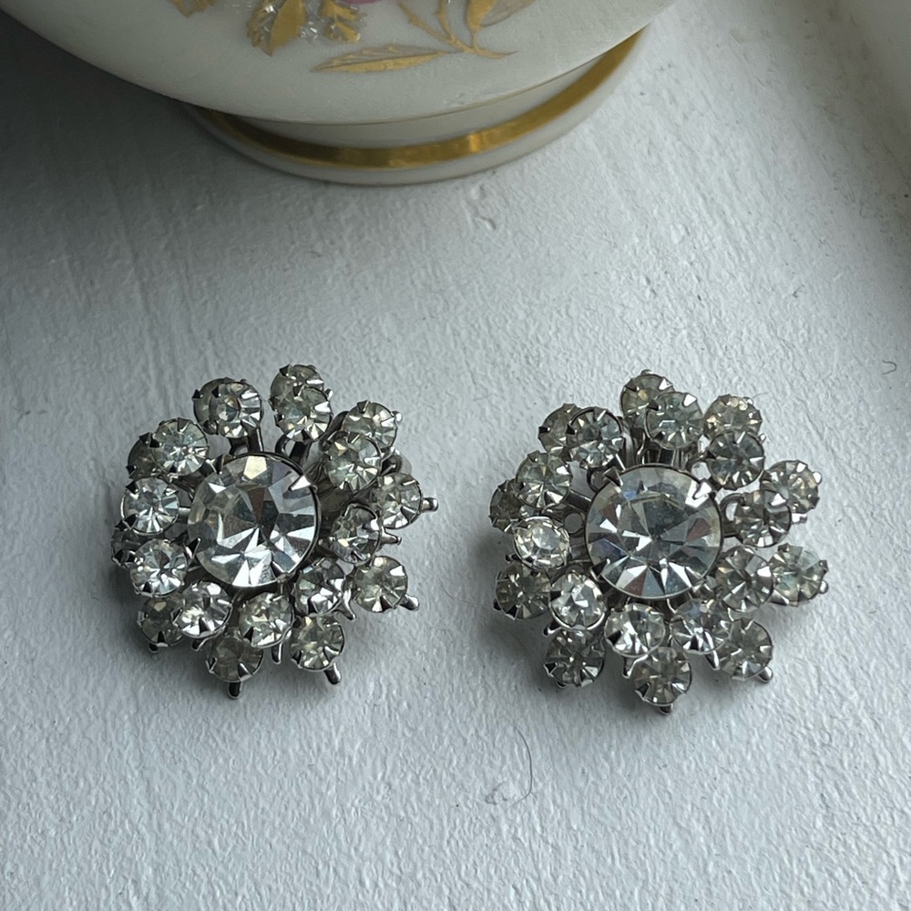 Vintage 1950 1960 Rhinestones Silver Clip-On Earrings